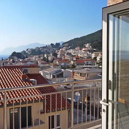 Apartman Penthouse Altus Baska Voda