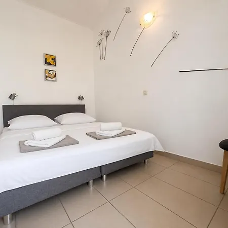 Penthouse Altus Apartman Baska Voda
