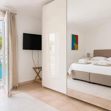 Apartman Penthouse Altus Baska Voda
