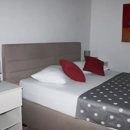 Penthouse Altus Apartment Baska Voda