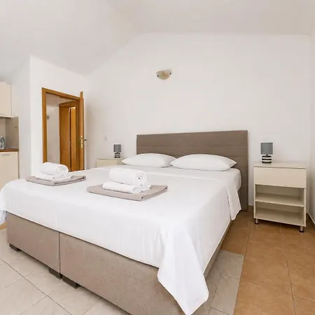 Penthouse Altus Apartment Baska Voda